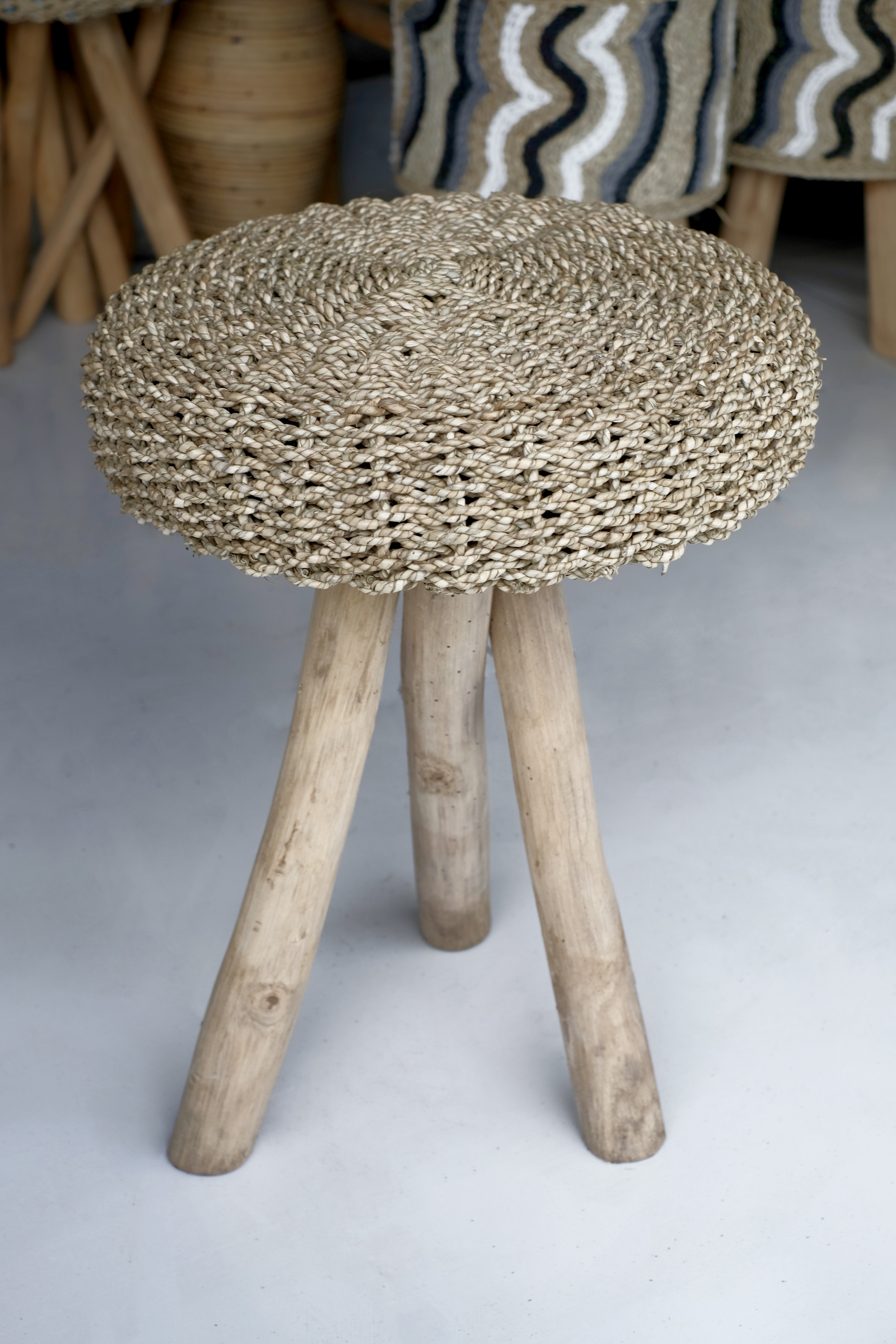 taboret z trawy morskiej